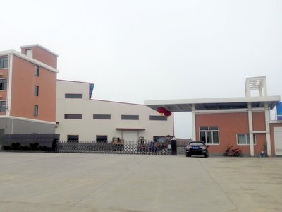 眾凱機(jī)電大門(mén)